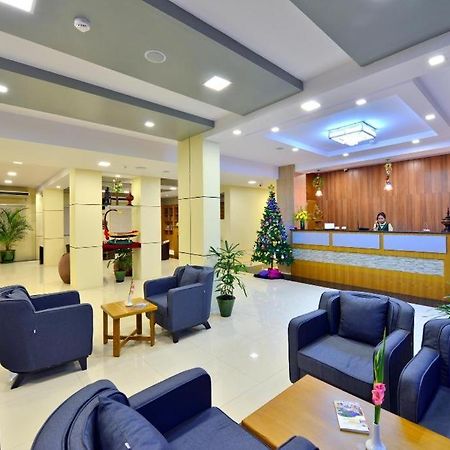 Hotel H Valley Янгон Екстер'єр фото