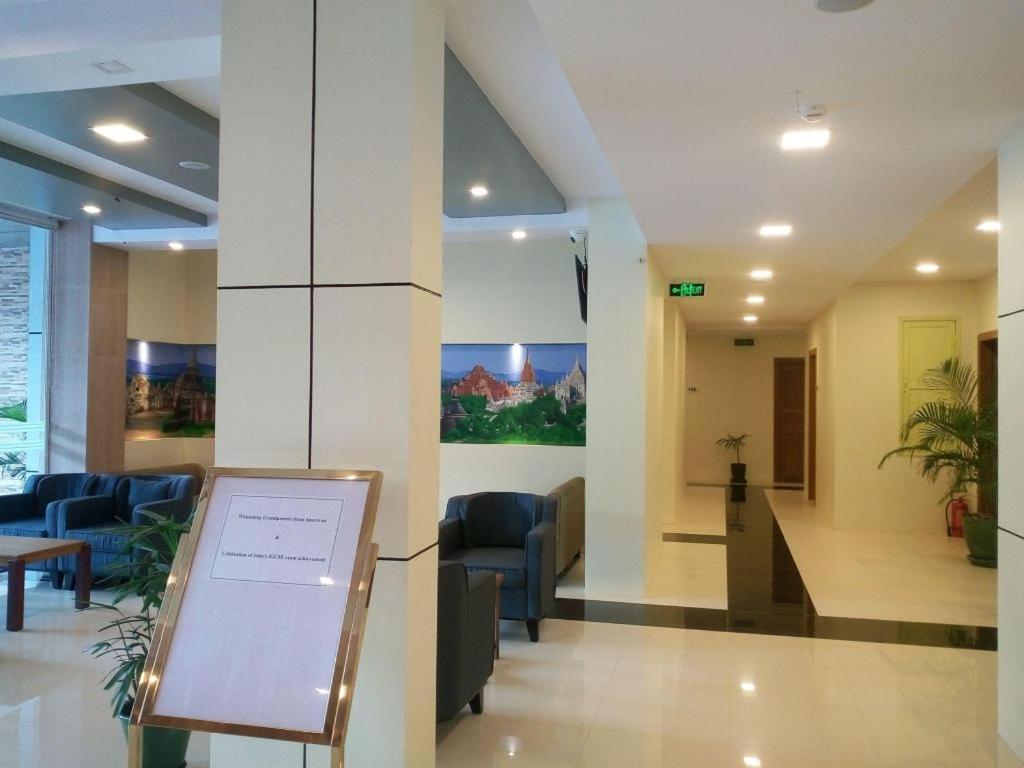 Hotel H Valley Янгон Екстер'єр фото