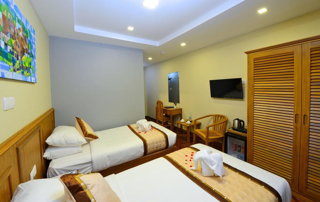 Hotel H Valley Янгон Екстер'єр фото