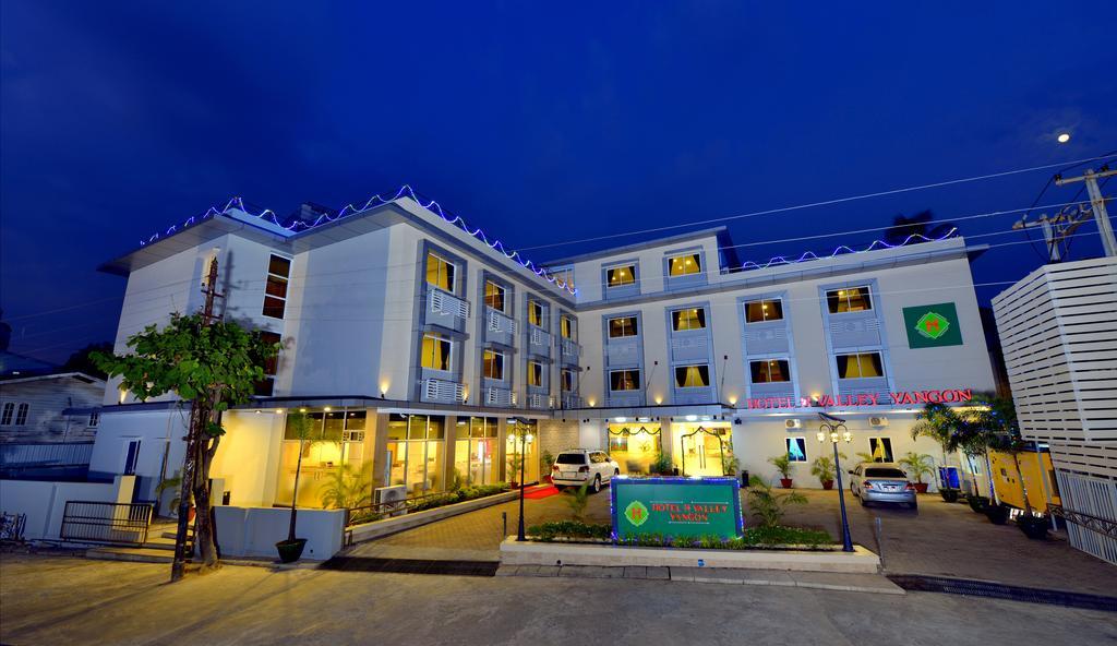 Hotel H Valley Янгон Екстер'єр фото