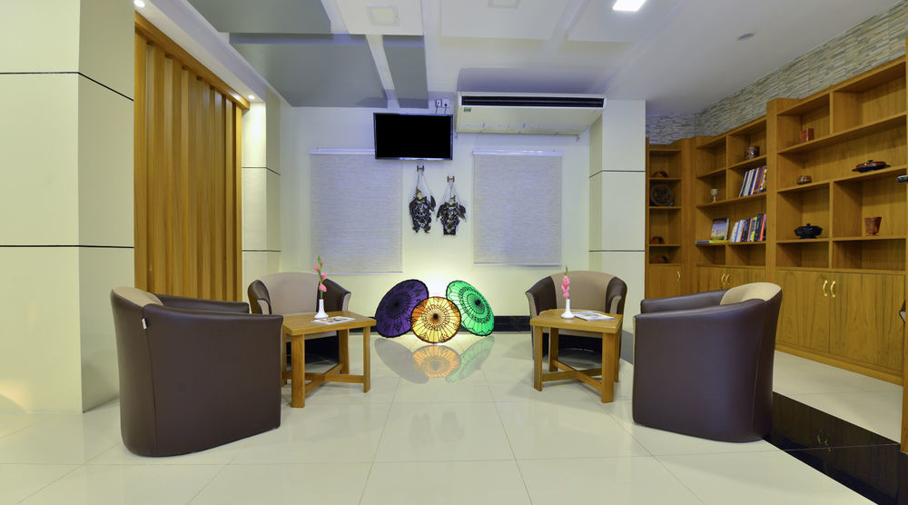 Hotel H Valley Янгон Екстер'єр фото